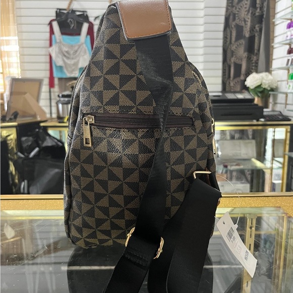 Geometric Patterned Brown Backpack - Picture 2 of 2